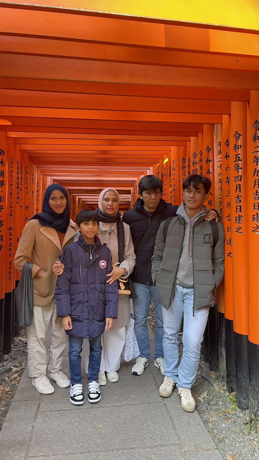 Galeri Autumn Serenity in Japan