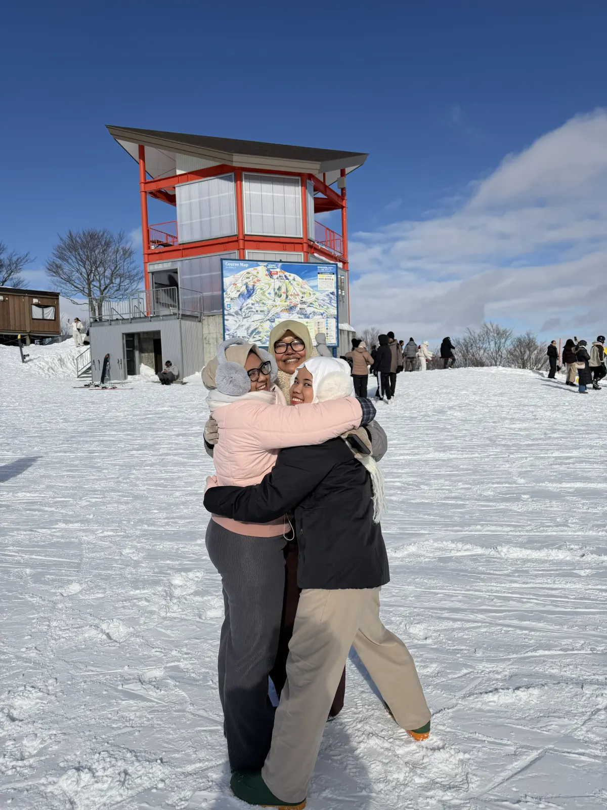 Galeri Japan Snow Trails